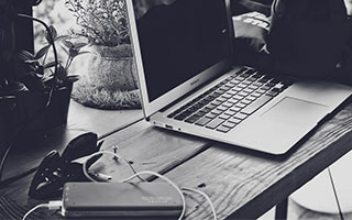 皇马1-2遭绝杀！VAR双杀+姆巴佩摆烂，15年耻辱让争冠再升悬念！